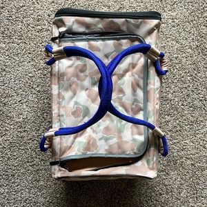 ROVERLUND pet carrier (Desert Camo/ Blue) LARGE